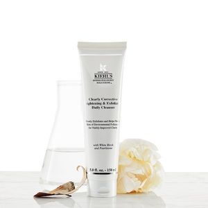 Kiehls Clearly Corrective Brightening Exfoliator